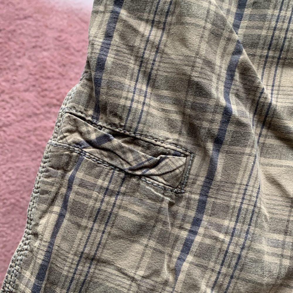 Plaid Men's Method Shorts - Picture 7 of 7